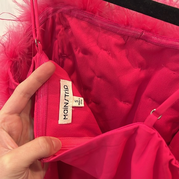 Brand: MainStrip Size: S Color: pink - Picture 4 of 4